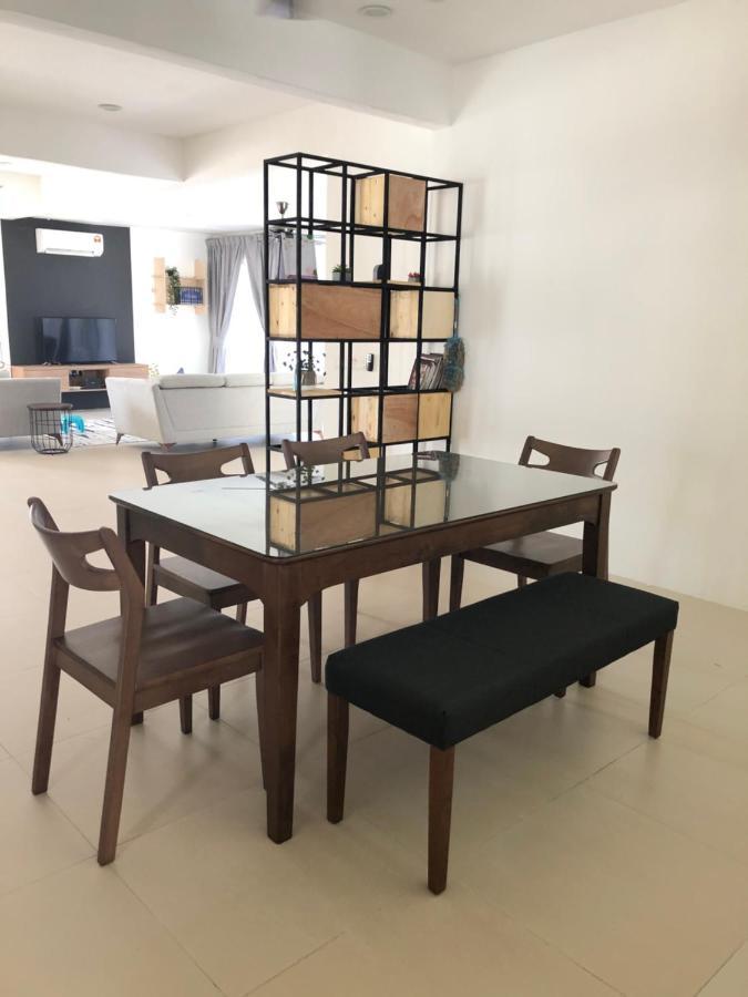 Nur Villa Sg Soi Kuantan Exterior foto