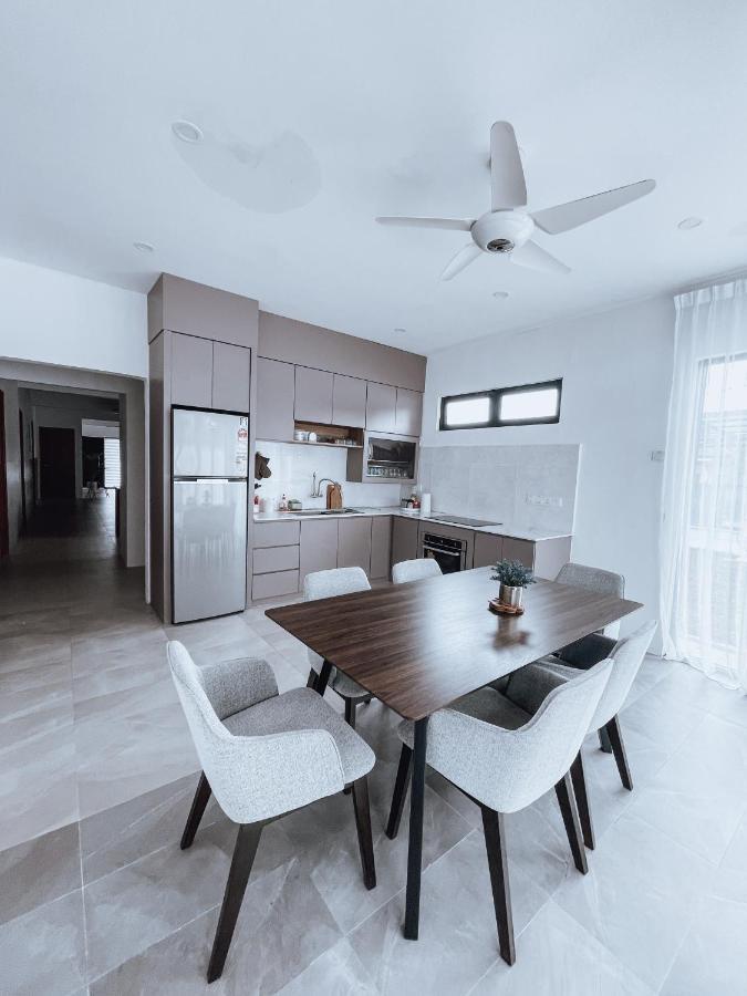 Nur Villa Sg Soi Kuantan Exterior foto